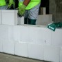 Jak poprawnie murować. Zasady budowy z betonu komórkowego i z silikatów w Systemie Budowy H+H